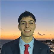 Estudiante de Matemáticas da clases de matemáticas nivel ESO y Bachillerato (y primaria)